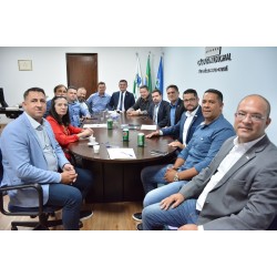 Vereadores de São José dos Pinhais anunciam líderes partidários para o ano de 2023